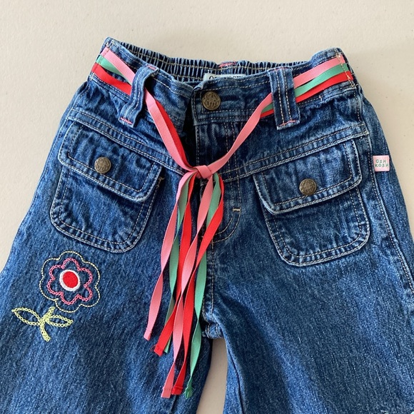 Osh Kosh Girl's Size 5 Embroidered denim jeans with ribbon belt - Picture 3 of 12